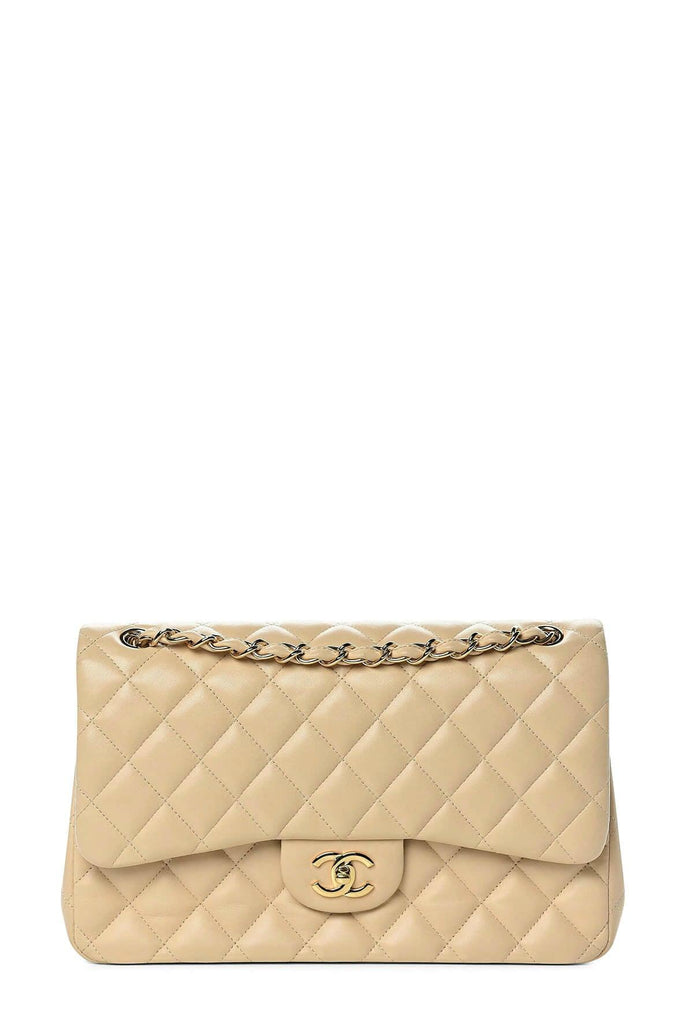 Where to Shop or Rent Luxury Clutch Bags in Singapore